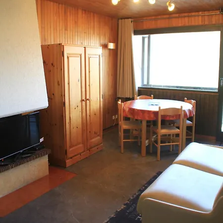 For 4 People With Balcony Appartement *